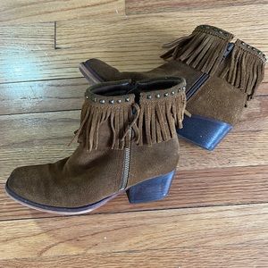Fringe brown boot- size 7